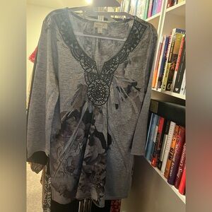 Elegant Gray Tunic with Black Floral Design